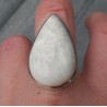 Zilveren ring gezet met druppelvormige Scoleciet 18 mm