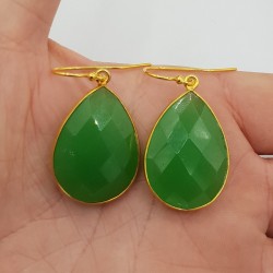 Vergulde oorbellen met appeltjes groene Chalcedoon