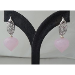 Zilveren oorbellen gezet met roze Chalcedoon onion briolet