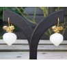 Vergulde oorbellen met witte Onyx onion briolet