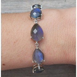 Zilveren armband gezet met druppelvormige facet Labradoriet