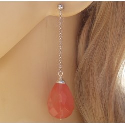 Zilveren oorbellen met grote Cherry quartz briolet