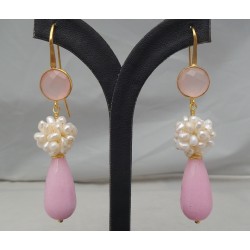 Vergulde oorbellen met roze Jade, parels en Chalcedoon