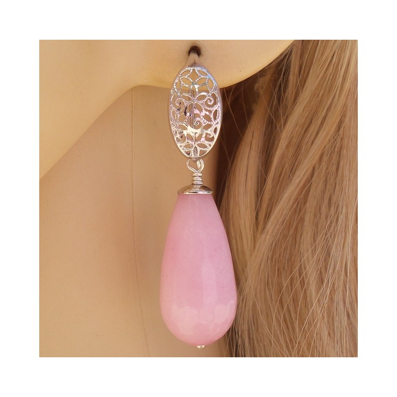 Zilveren oorbellen met licht roze Jade briolet