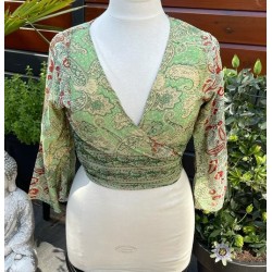 Zijde top / vestje met sierlijke wijde mouw 3