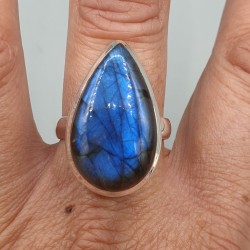 925 Sterling zilveren ring met druppelvormige Labradoriet 19 mm