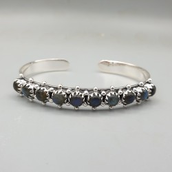 925 Sterling zilveren bangle gezet met Labradoriet