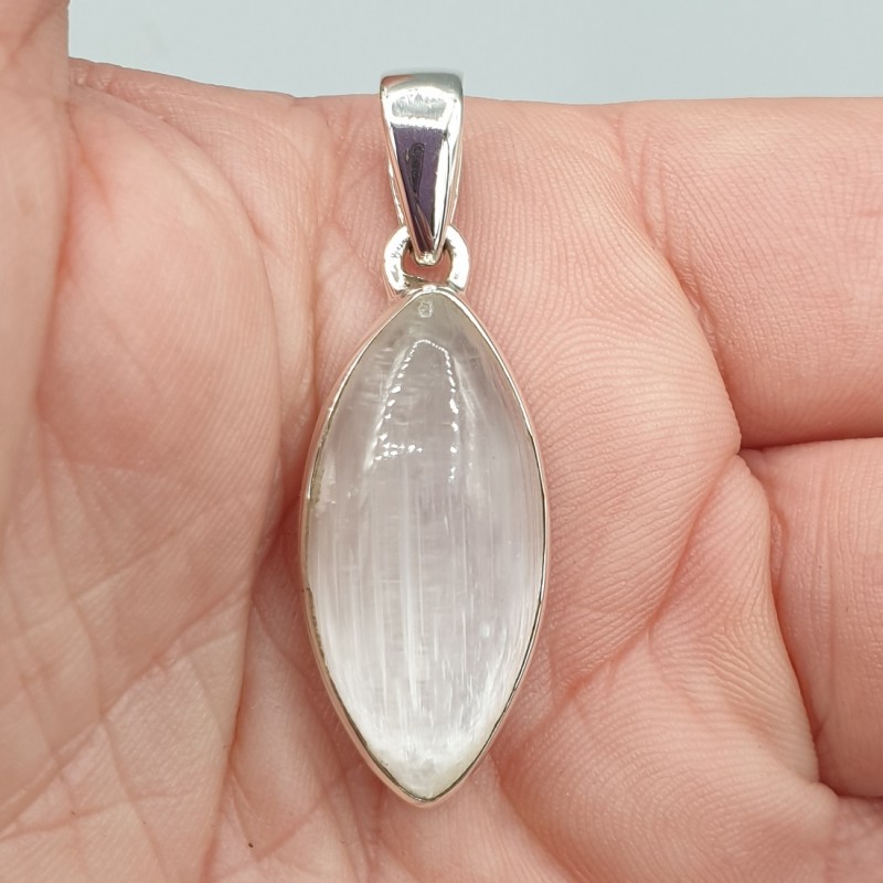 Zilveren hanger met marquise Seleniet