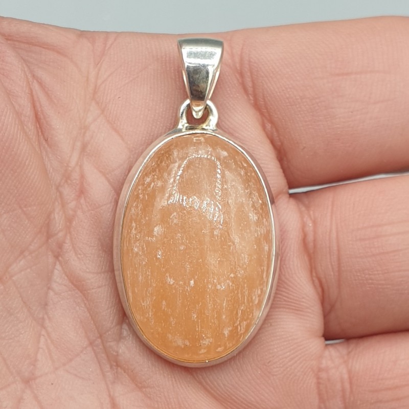 Sterling zilveren hanger met ovale oranje Seleniet