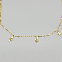 Vergulde ketting met slangen hangertjes