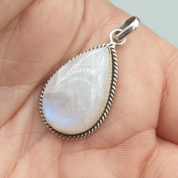Sterling zilveren hanger met druppelvormige regenboog Maansteen