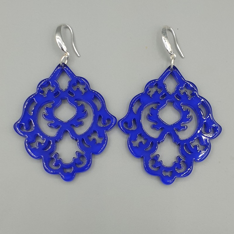 Oorbellen kobalt blauwe resin hanger