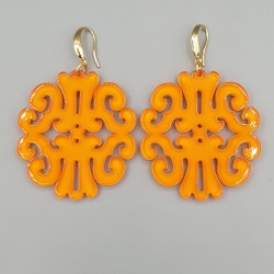 Oorbellen oranje resin hanger