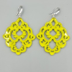 Oorbellen appeltjes groene resin hanger