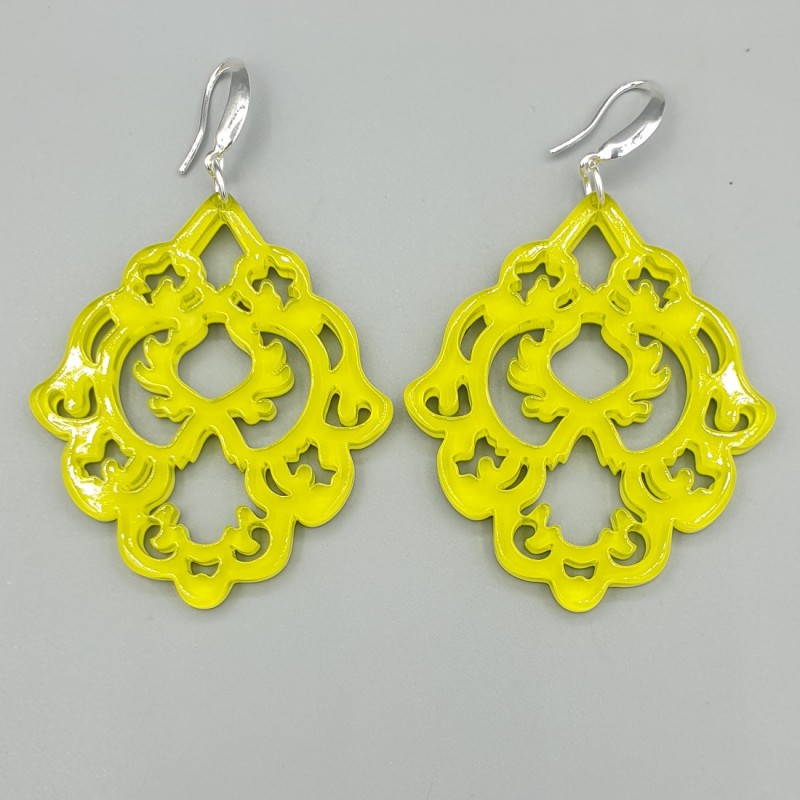 Oorbellen appeltjes groene resin hanger