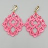 Oorbellen hanger van roze resin