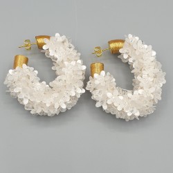 Creolen met witte bloemen sequins