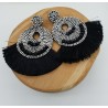 Grote zwart zilver kleurige beaded oorbellen