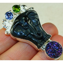 Zilveren edelsteen hanger olifant uit zwarte Onyx