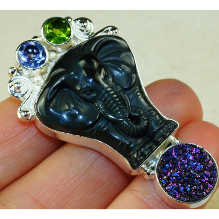 Zilveren edelsteen hanger olifant uit zwarte Onyx