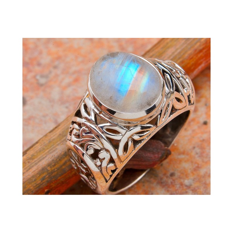 Zilveren edelsteen ring met regenboog Maansteen maat 7