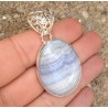 Zilveren edelsteen hanger met blauw Lace Agaat en bewerkte oogje
