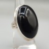 Zilveren ring ovale cabochon geslepen zwarte Onyx 17.3 mm