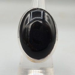Zilveren ring ovale cabochon geslepen zwarte Onyx 17.3 mm