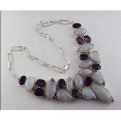 Zilveren edelsteen ketting cabochon Maansteen en facet Amethist