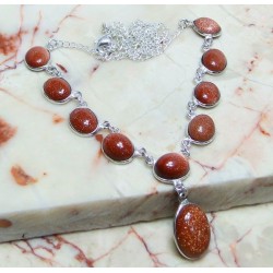 Zilveren edelsteen ketting met cabochon geslepen Goudsteen