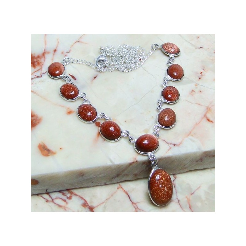 Zilveren edelsteen ketting met cabochon geslepen Goudsteen