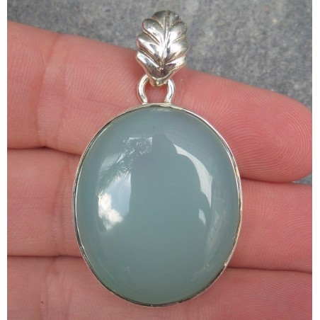 Zilveren hanger gezet met brede ovale cabochon aqua Chalcedoon