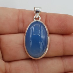 Zilveren edelsteenhanger ovale cabochon blauw Chalcedoon