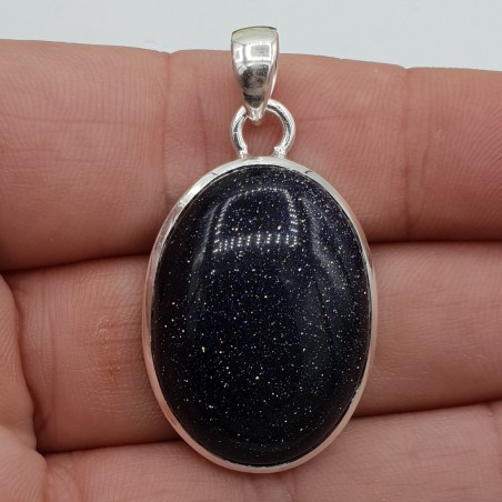 Zilveren hanger met ovale cabochon blauwe Goudsteen