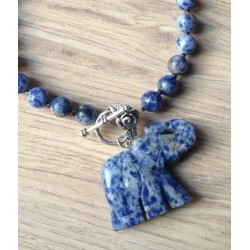 Edelsteenketting met Sodaliet en olifant hanger van Sodaliet