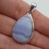 Zilveren hanger met druppelvormige cabochon blauw Lace Agaa