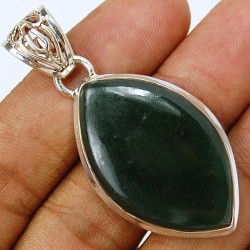Zilveren edelsteen hanger met groene Jade