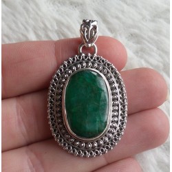 Zilveren hanger ovale Emerald gezet in bewerkte setting