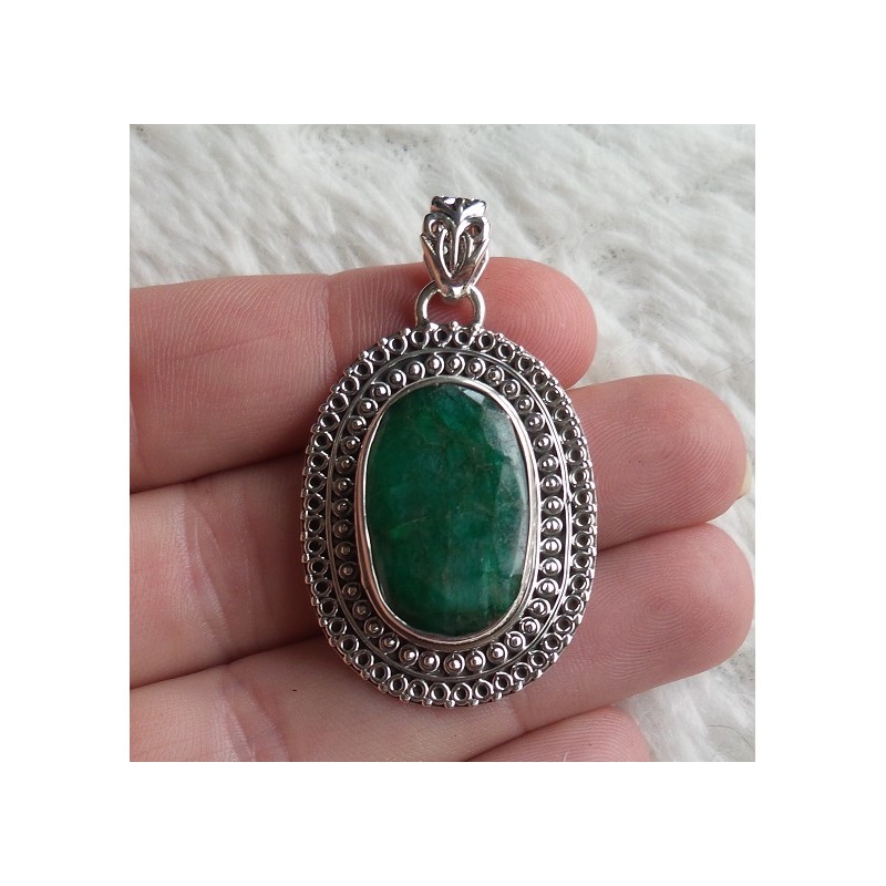 Zilveren hanger ovale Emerald gezet in bewerkte setting