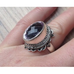 Zilveren edelsteen ring met roze Amethist ring maat 17 mm.