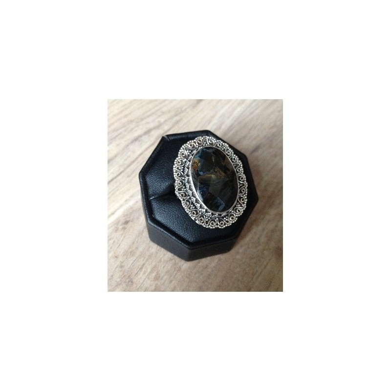 Zilveren edelsteen ring met Pietersiet bewerkte setting maat 17