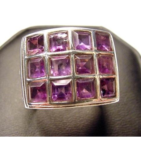 Zilveren edelsteen ring met twaalf Amethisten maat 18.5 mm