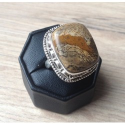 Zilveren edelsteen ring met Landschap Jasper bewerkte kop 17.5 m