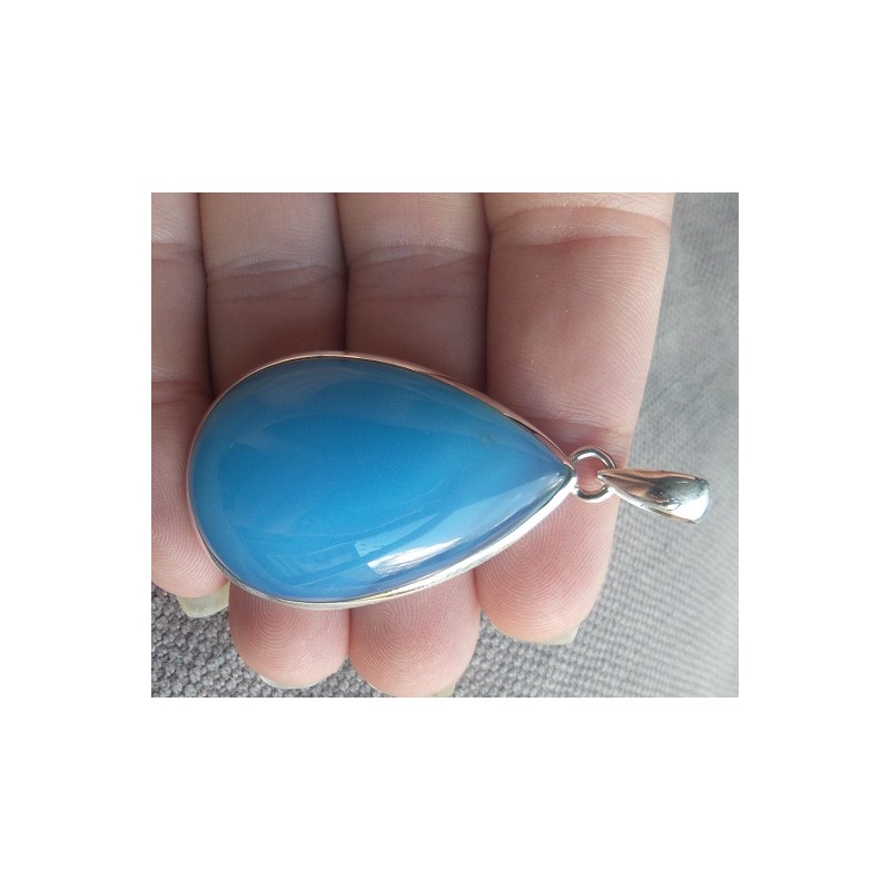 Zilveren hanger gezet met druppelvorm blauw Chalcedoon