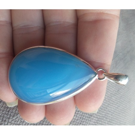 Zilveren hanger gezet met druppelvorm blauw Chalcedoon