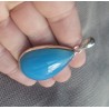 Zilveren hanger gezet met druppelvorm blauw Chalcedoon