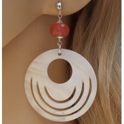 Zilveren oorbellen met ronde Parelmoer en Cherry Quartz