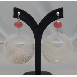 Zilveren oorbellen met ronde Parelmoer en Cherry Quartz