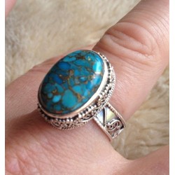 Zilveren ring koper blauw Turkoois in bewerkte setting maat 19