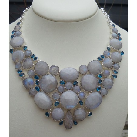 Zilveren ketting gezet met facet Maansteen en blauw Topaas